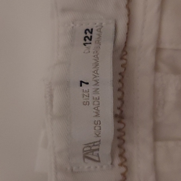 Zara Kids Off-White Flat Front Shorts, 7 - Picture 4 of 6